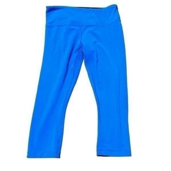 lululemon athletica Pants - Lululemon blue Capri  leggings, size A596